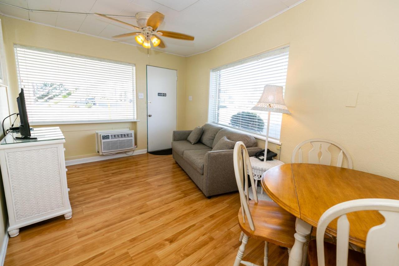 Aztec Motel Wildwood Crest Beach Bagian luar foto