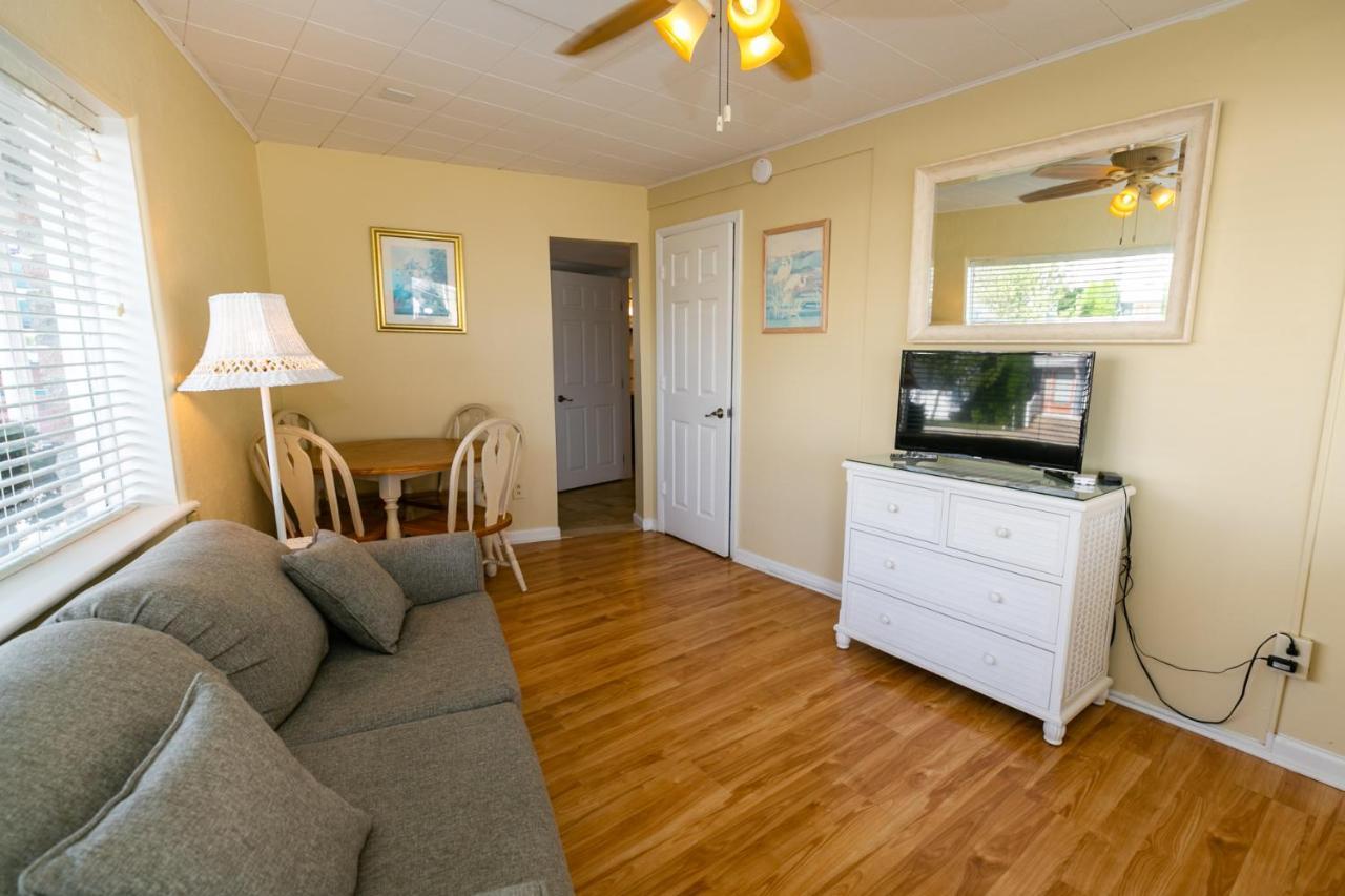 Aztec Motel Wildwood Crest Beach Bagian luar foto